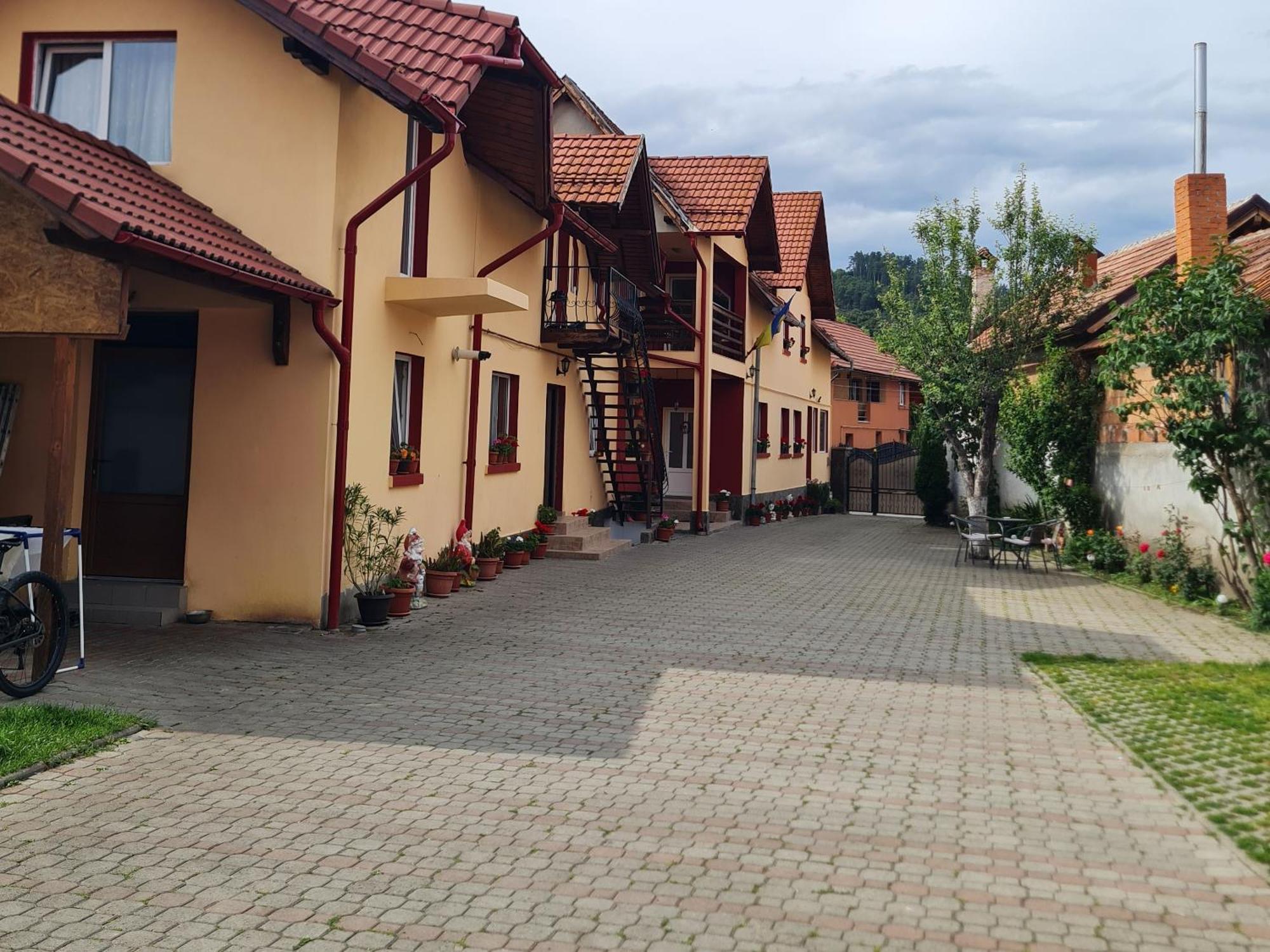 Vila Vladut Zărneşti Exterior foto